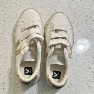 Veja White and Tan Sneakers with Velcro Straps